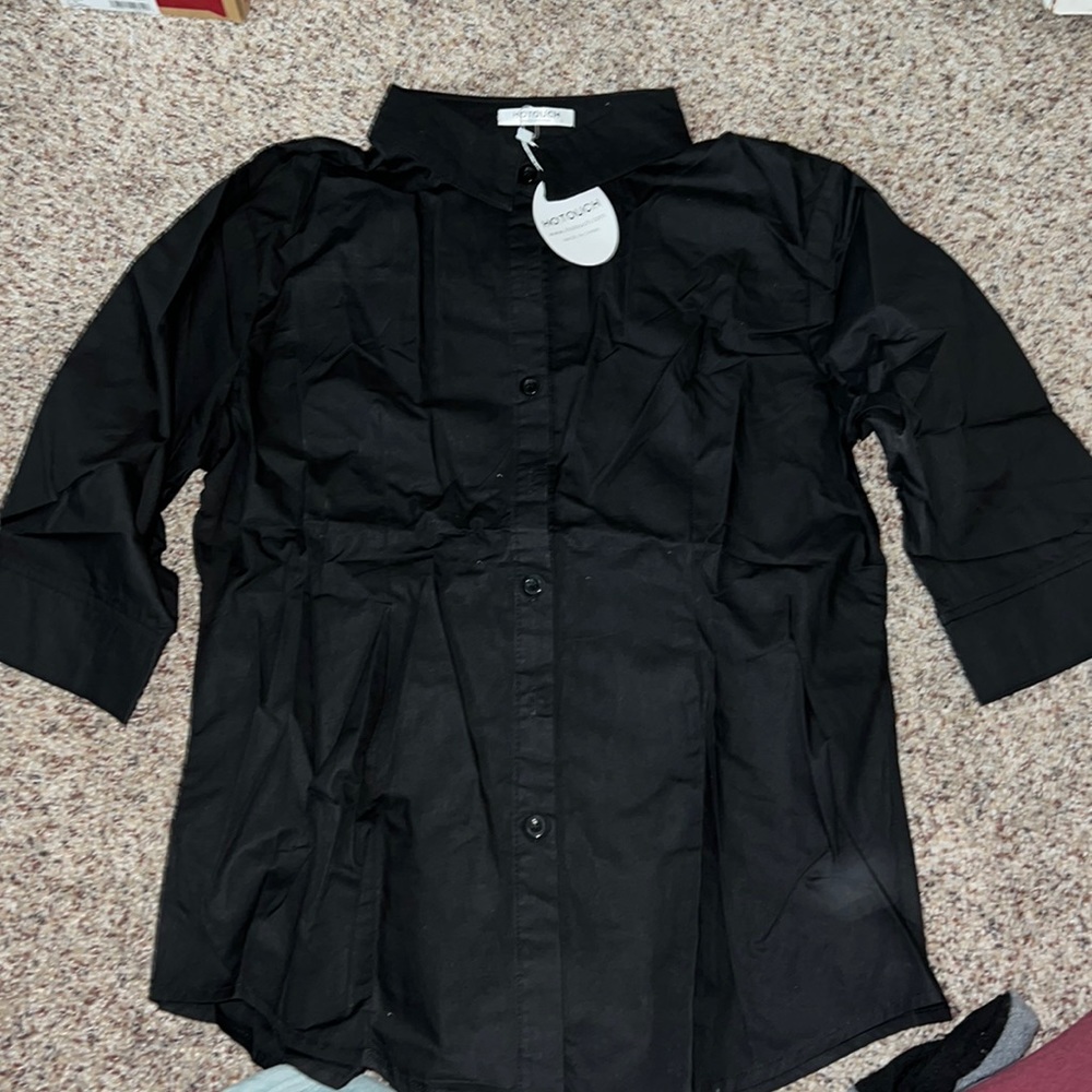 Women’s black button up workshirt